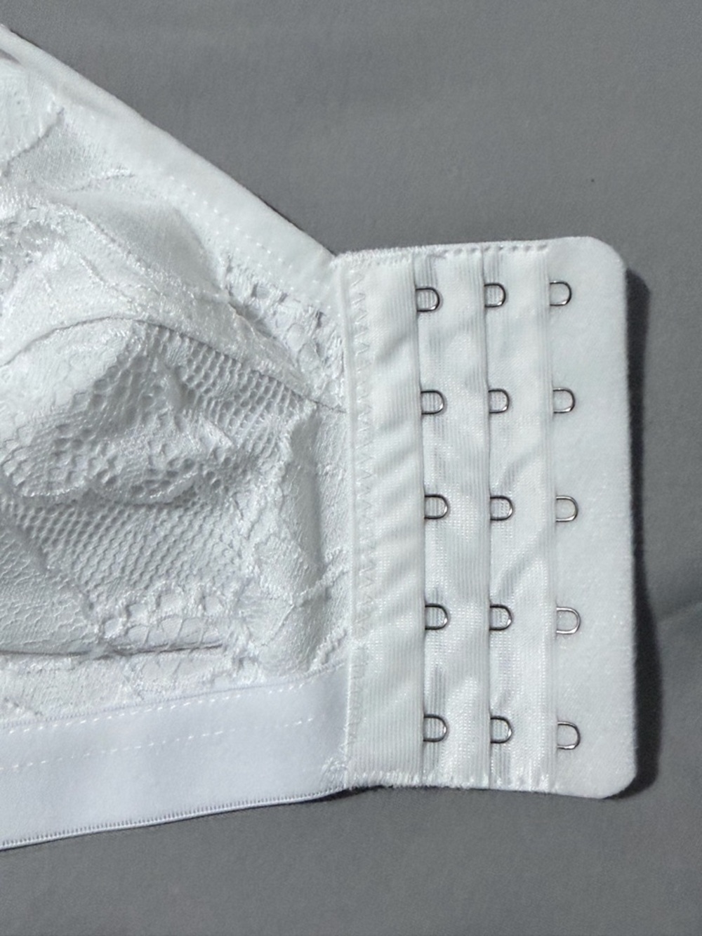 NEW Front-Close Lace Soft Support Bra - White - Picture 6 of 9